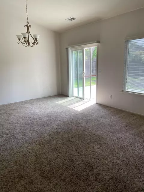 1059 Sorrel Ave, Lemoore, CA 93245 photo 6