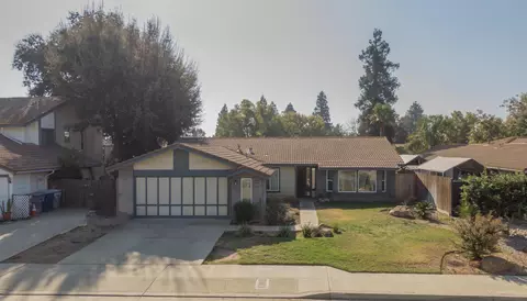 4161 W Paul Ave, Fresno, CA 93722