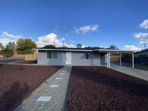 492 N Lemona St, Woodlake, CA 93286