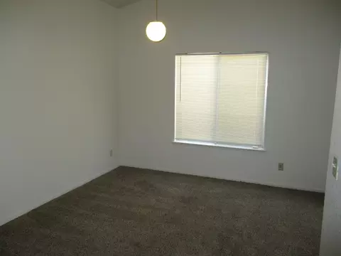 1948 E Pershing Ave, Visalia, CA 93292 photo 12