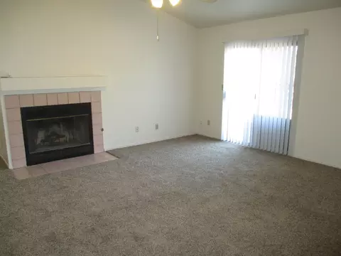 1948 E Pershing Ave, Visalia, CA 93292 photo 3