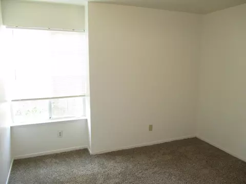 1948 E Pershing Ave, Visalia, CA 93292 photo 9