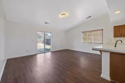 4432 E Vista Ave, Visalia, CA 93292 photo 19