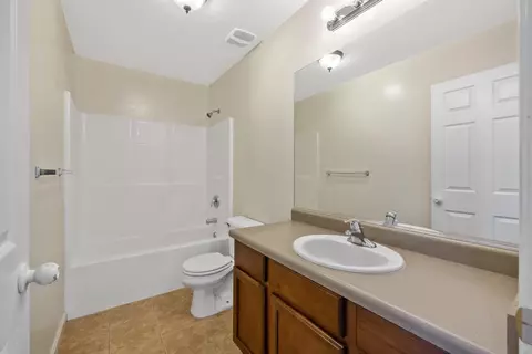 4432 E Vista Ave, Visalia, CA 93292 photo 22