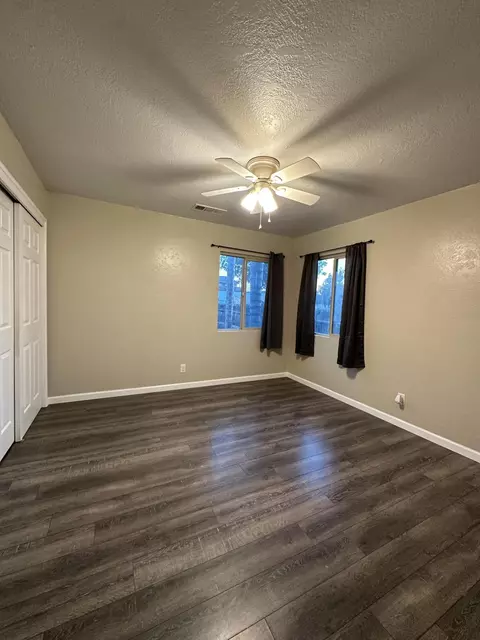 415 E Race Ave, Visalia, CA 93291 photo 7