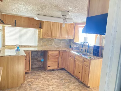 1125 Woodworth Ave, Clovis, CA 93612 photo 6