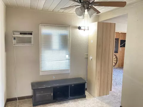 1125 Woodworth Ave, Clovis, CA 93612 photo 12