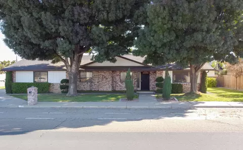 380 S Newcomb St, Porterville, CA 93257