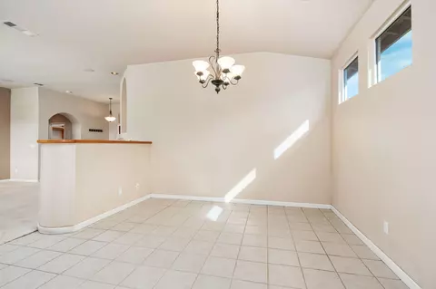 1331 E Dorothea Ave, Visalia, CA 93292 photo 13