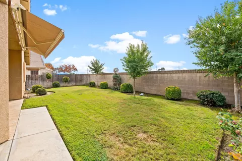 1331 E Dorothea Ave, Visalia, CA 93292 photo 31