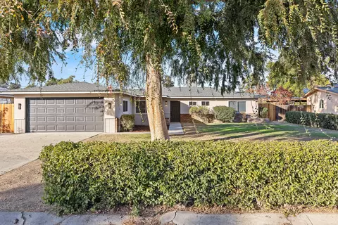4002 W Vassar Ave, Visalia, CA 93277