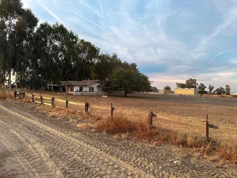 22926 Fairfax Ave, Lemoore, CA 93245 photo 6