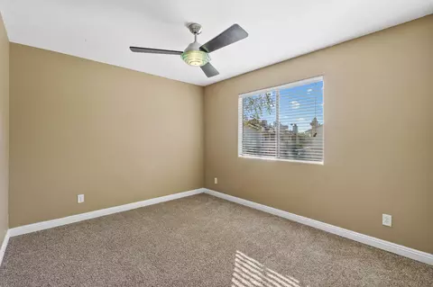 2012 E Laura Ave, Visalia, CA 93292 photo 19