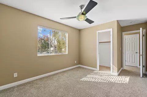 2012 E Laura Ave, Visalia, CA 93292 photo 20