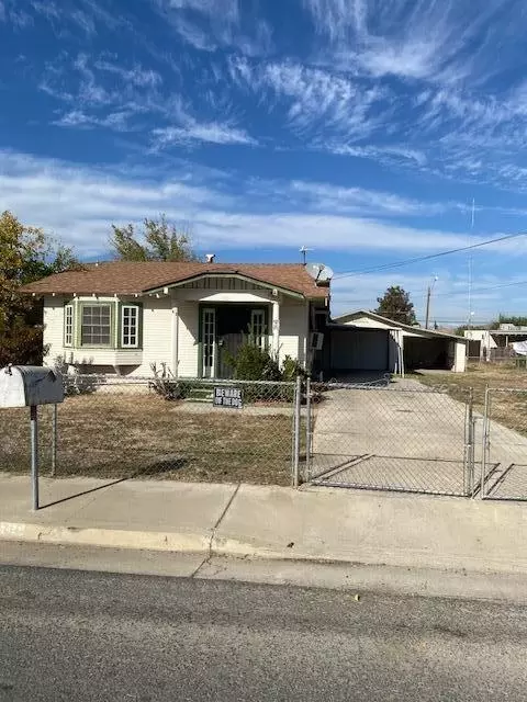 42 E Mountain View Ave, Porterville, CA 93257