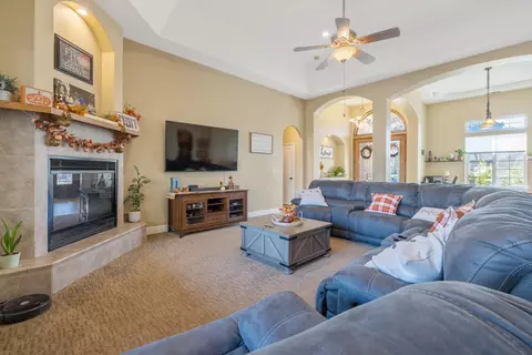 801 Davis St, Exeter, CA 93221 photo 13