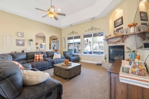 801 Davis St, Exeter, CA 93221 photo 11