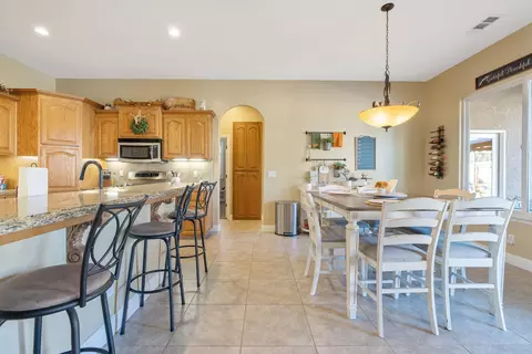 801 Davis St, Exeter, CA 93221 photo 14