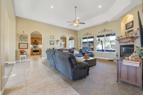 801 Davis St, Exeter, CA 93221 photo 10