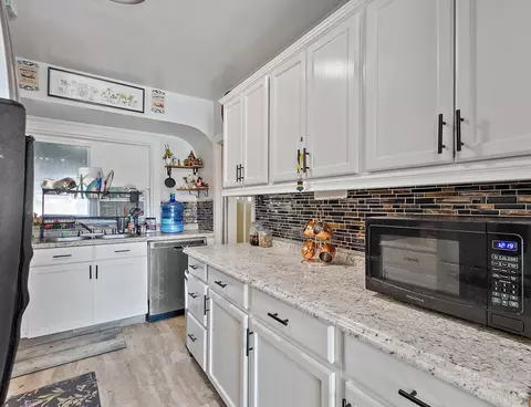 856 E Academy Ave, Tulare, CA 93274 photo 6