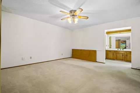 2411 E Hillcrest Ct, Visalia, CA 93292 photo 30