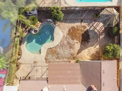 2411 E Hillcrest Ct, Visalia, CA 93292 photo 61
