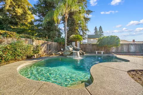 2411 E Hillcrest Ct, Visalia, CA 93292 photo 43
