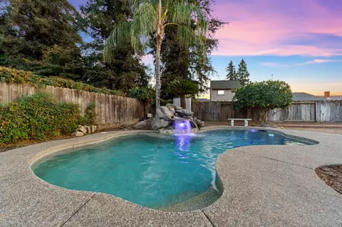 2411 E Hillcrest Ct, Visalia, CA 93292 photo 42