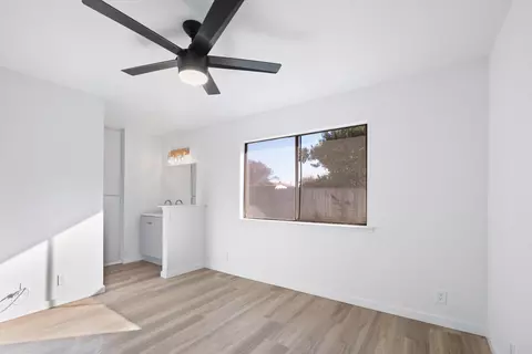 221 E Modoc Ave N, Visalia, CA 93291 photo 8