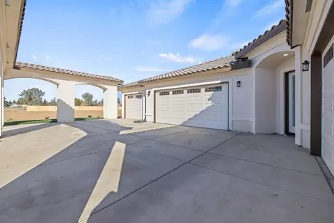 562 E Palma Villa St, Exeter, CA 93221 photo 81