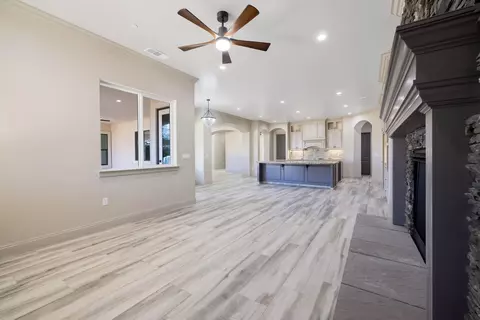 562 E Palma Villa St, Exeter, CA 93221 photo 41