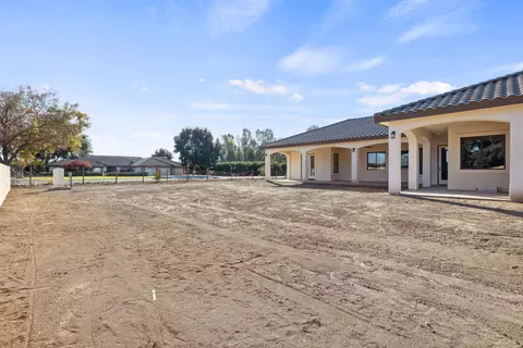 562 E Palma Villa St, Exeter, CA 93221 photo 85
