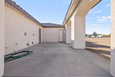 562 E Palma Villa St, Exeter, CA 93221 photo 82
