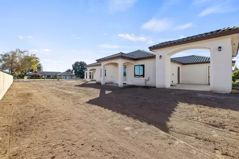 562 E Palma Villa St, Exeter, CA 93221 photo 83