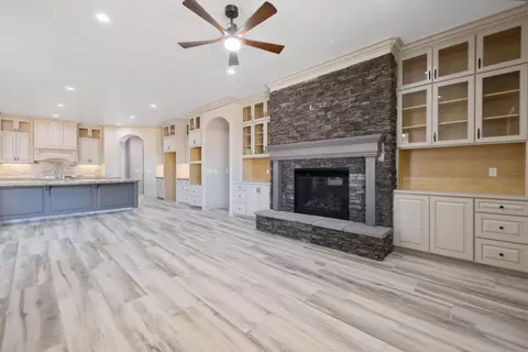 562 E Palma Villa St, Exeter, CA 93221 photo 40