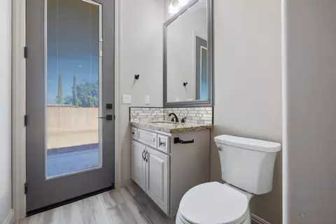 562 E Palma Villa St, Exeter, CA 93221 photo 64