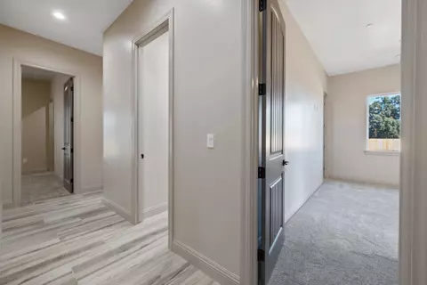 562 E Palma Villa St, Exeter, CA 93221 photo 52
