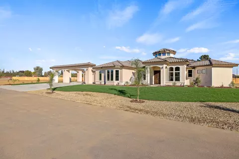 562 E Palma Villa St, Exeter, CA 93221 photo 78