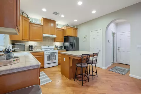 3834 E Harter Ct, Visalia, CA 93292 photo 19