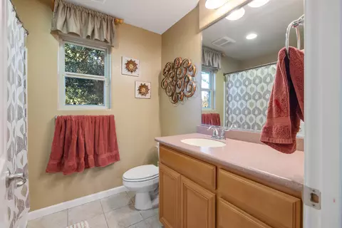 3834 E Harter Ct, Visalia, CA 93292 photo 32