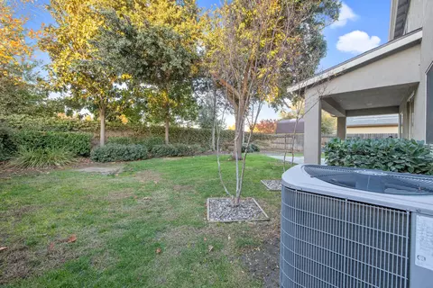 3834 E Harter Ct, Visalia, CA 93292 photo 37