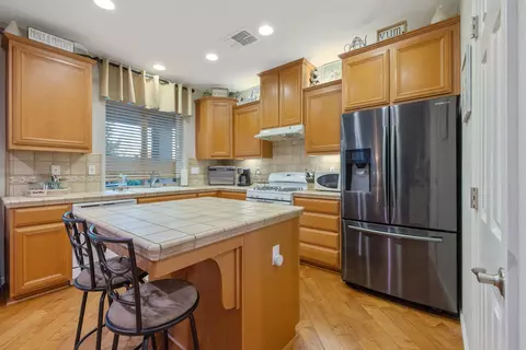 3834 E Harter Ct, Visalia, CA 93292 photo 17