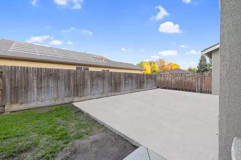 3834 E Harter Ct, Visalia, CA 93292 photo 43