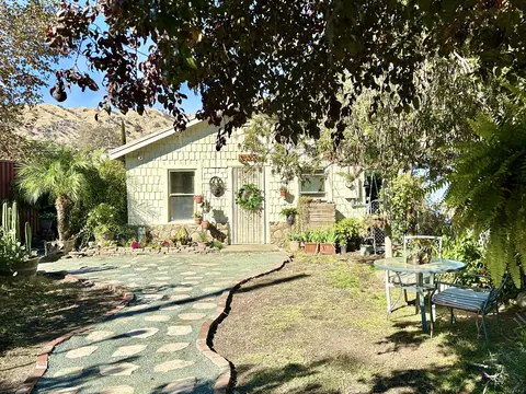 35336 Tule River Dr, Springville, CA 93265