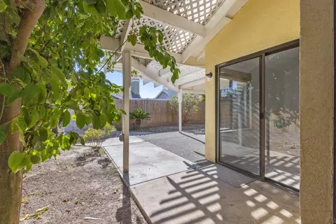 2427 E Parker Ct, Visalia, CA 93292 photo 35