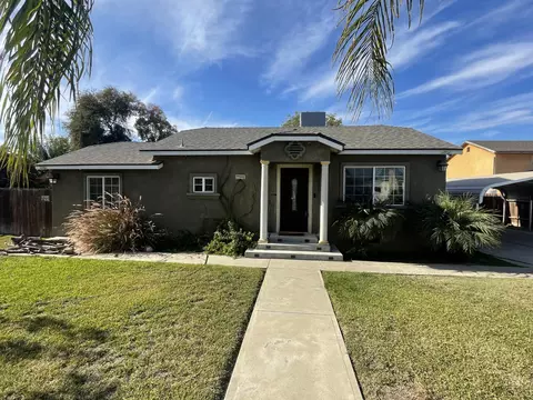 195 N Canby St, Tulare, CA 93274
