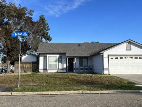 2154 W Tyson Ave, Tulare, CA 93274