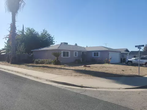 2231 W Belleview Ave, Porterville, CA 93257