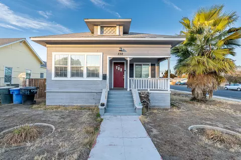 230 E 11th St, Hanford, CA 93230