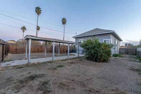 230 E 11th St, Hanford, CA 93230 photo 22